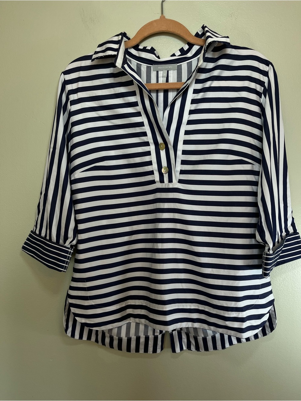 Hinson Wu Aileen Button Back Striped Blouse Navy White 3/4 Sleeve Popover size 4